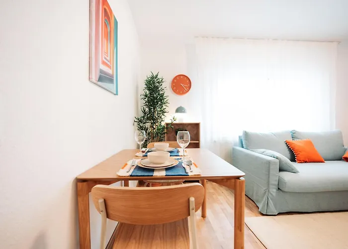 Hidden Tiny Near Center & The Mosel River * Coblença